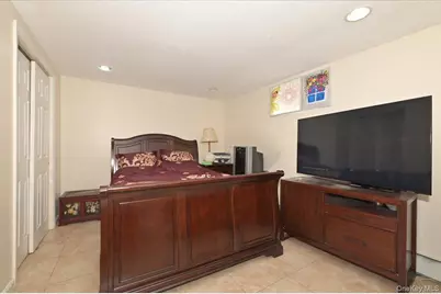 556 Park Avenue, West Hempstead, NY 11552 - Photo 24