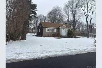 457 Nostrand Avenue, Central Islip, NY 11722 - Photo 4