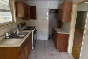 1627 Pilgrim Ave, Bronx, NY 10461 - Photo 10