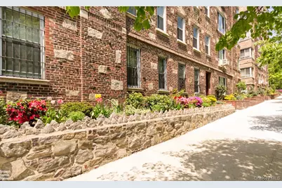 4445 Post Road #3B, Bronx, NY 10471 - Photo 2