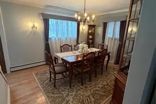 22 Jersey St, Deer Park, NY 11729 - Photo 10