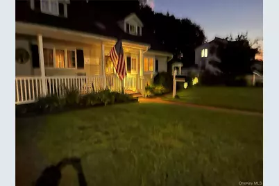 22 Jersey Street, Deer Park, NY 11729 - Photo 2