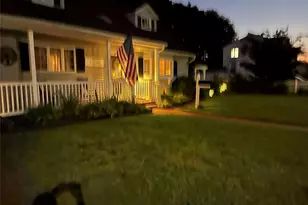 22 Jersey St, Deer Park, NY 11729 - Photo 2