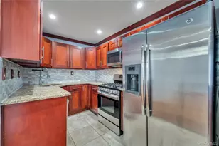 150-43 113th Ave, Jamaica, NY 11433 - Photo 18