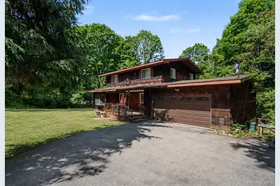 137 Lookout Pass, Stormville, NY 12582 - Photo 2