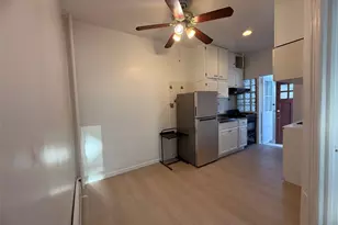 25-12 14th Pl, Long Island City, NY 11102 - Photo 2