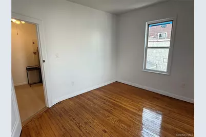 25-12 14th Place #1, Long Island City, NY 11102 - Photo 4