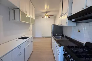 25-12 14th Pl, Long Island City, NY 11102 - Photo 1