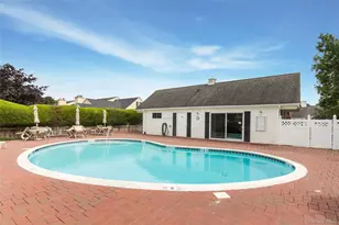 2555 Youngs Ave, Southold, NY 11971 - Photo 12