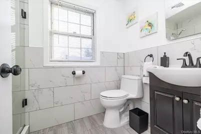 31 Alden Court, Malverne, NY 11565 - Photo 12