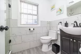 31 Alden Ct, Malverne, NY 11565 - Photo 12