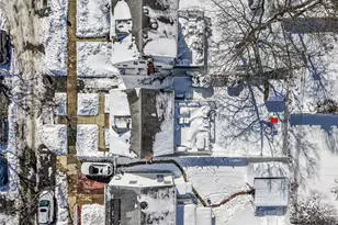 49-54 166th St, Fresh Meadows, NY 11365 - Photo 10