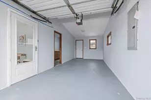 89 Ridge Ln, Levittown, NY 11756 - Photo 34