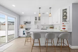 89 Ridge Ln, Levittown, NY 11756 - Photo 16