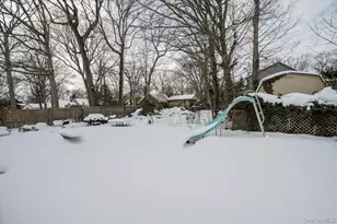 49 Laurel St, Northport, NY 11768 - Photo 20