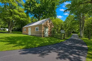 9305 Soundview Ave, Southold, NY 11971 - Photo 12