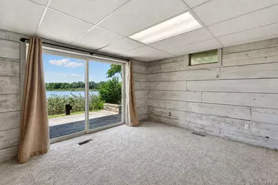 9305 Soundview Avenue, Southold, NY 11971 - Photo 8