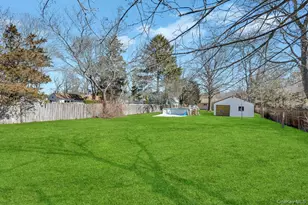 1456 Locust Ave, Bohemia, NY 11716 - Photo 10