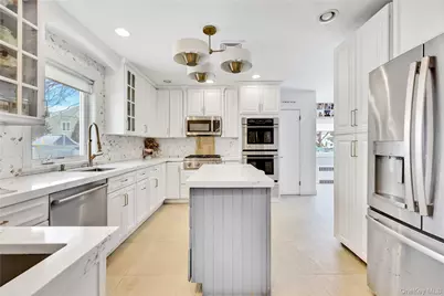 288 Leroy Avenue, Cedarhurst, NY 11516 - Photo 10