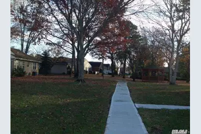 71 Revere Drive, Sayville, NY 11782 - Photo 10