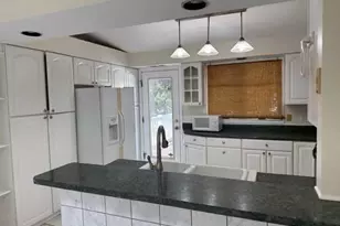 131 Spackenkill Rd, Poughkeepsie, NY 12603 - Photo 2