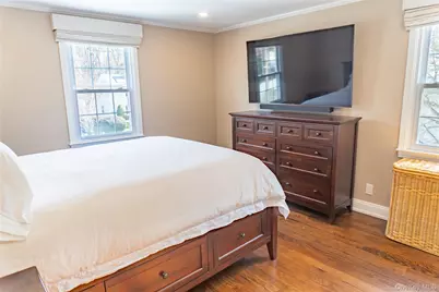 93 Beverly Road, White Plains, NY 10605 - Photo 8