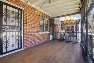 2530 Bronxwood Ave, Bronx, NY 10469 - Photo 18