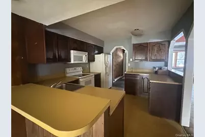 212 Helme Avenue, Miller Place, NY 11764 - Photo 8