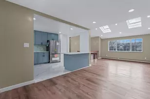 401 Dover St, Westbury, NY 11590 - Photo 8