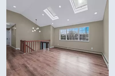 401 Dover Street, Westbury, NY 11590 - Photo 6