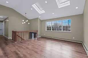 401 Dover St, Westbury, NY 11590 - Photo 6