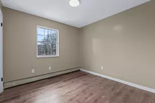 401 Dover St, Westbury, NY 11590 - Photo 18