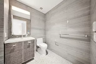252 South St, New York, NY 10002 - Photo 14