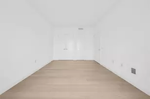 252 South St, New York, NY 10002 - Photo 12