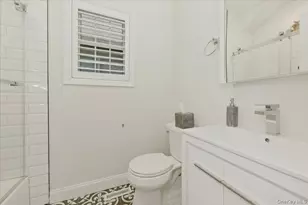 97 Wisconsin St, Long Beach, NY 11561 - Photo 20