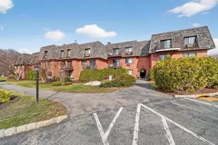 9 Briarcliff Dr S, Ossining, NY 10562 - Photo 2