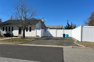 30 Jenkins Ave, North Babylon, NY 11703 - Photo 4