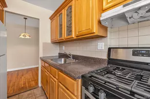 67-50 197th St, Fresh Meadows, NY 11365 - Photo 14