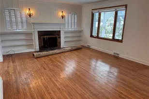 25428 Walden Ave, Great Neck, NY 11020 - Photo 32