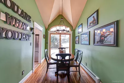 4 Hollyberry Road, Plainview, NY 11803 - Photo 6