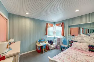 4 Hollyberry Rd, Plainview, NY 11803 - Photo 12