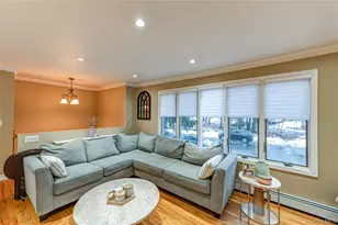 345 Collington Dr, Ronkonkoma, NY 11779 - Photo 8