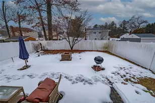 345 Collington Dr, Ronkonkoma, NY 11779 - Photo 30