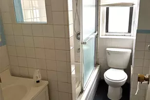 2156 Cruger Ave, Bronx, NY 10462 - Photo 10