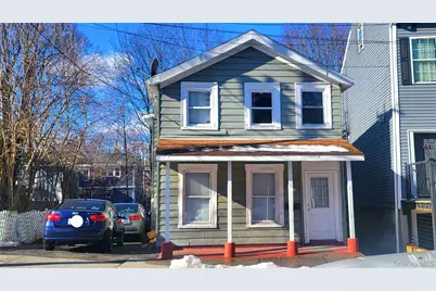 62 Catharine St, Poughkeepsie, NY 12601 - Photo 2