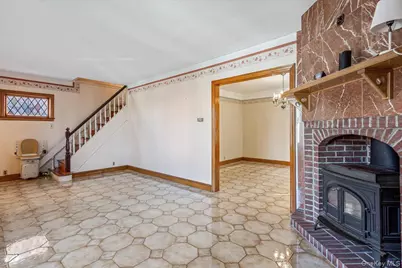 1427 145th Place, Whitestone, NY 11357 - Photo 4