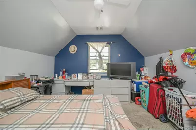 2 Cherry Street, Central Islip, NY 11722 - Photo 16