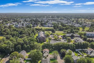 2 Cherry St, Central Islip, NY 11722 - Photo 30