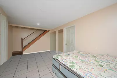 2 Cherry Street, Central Islip, NY 11722 - Photo 22