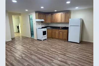 1393 Pelham Parkway N #1, Bronx, NY 10469 - Photo 4